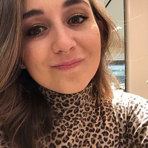 Meet your Posher, Ash